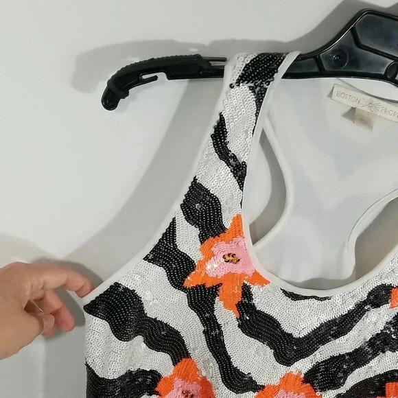 {Boston Proper} Sequin Floral Racer Back Tank - Size XS - Picture 8 of 11
